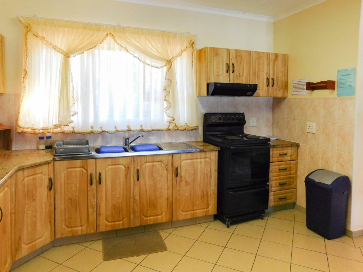 Mama Mia Cottages Oslo Beach ميناء شيبستون المظهر الخارجي الصورة