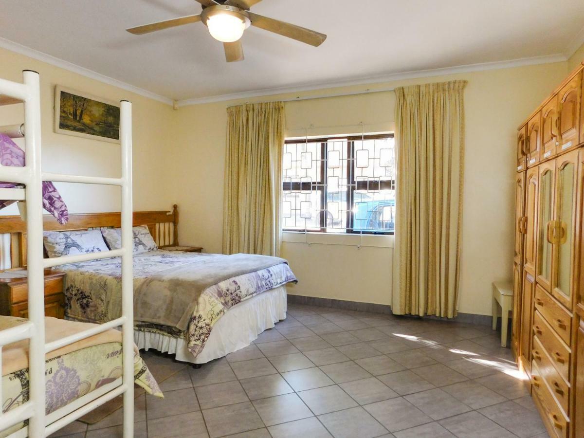 Mama Mia Cottages Oslo Beach ميناء شيبستون المظهر الخارجي الصورة