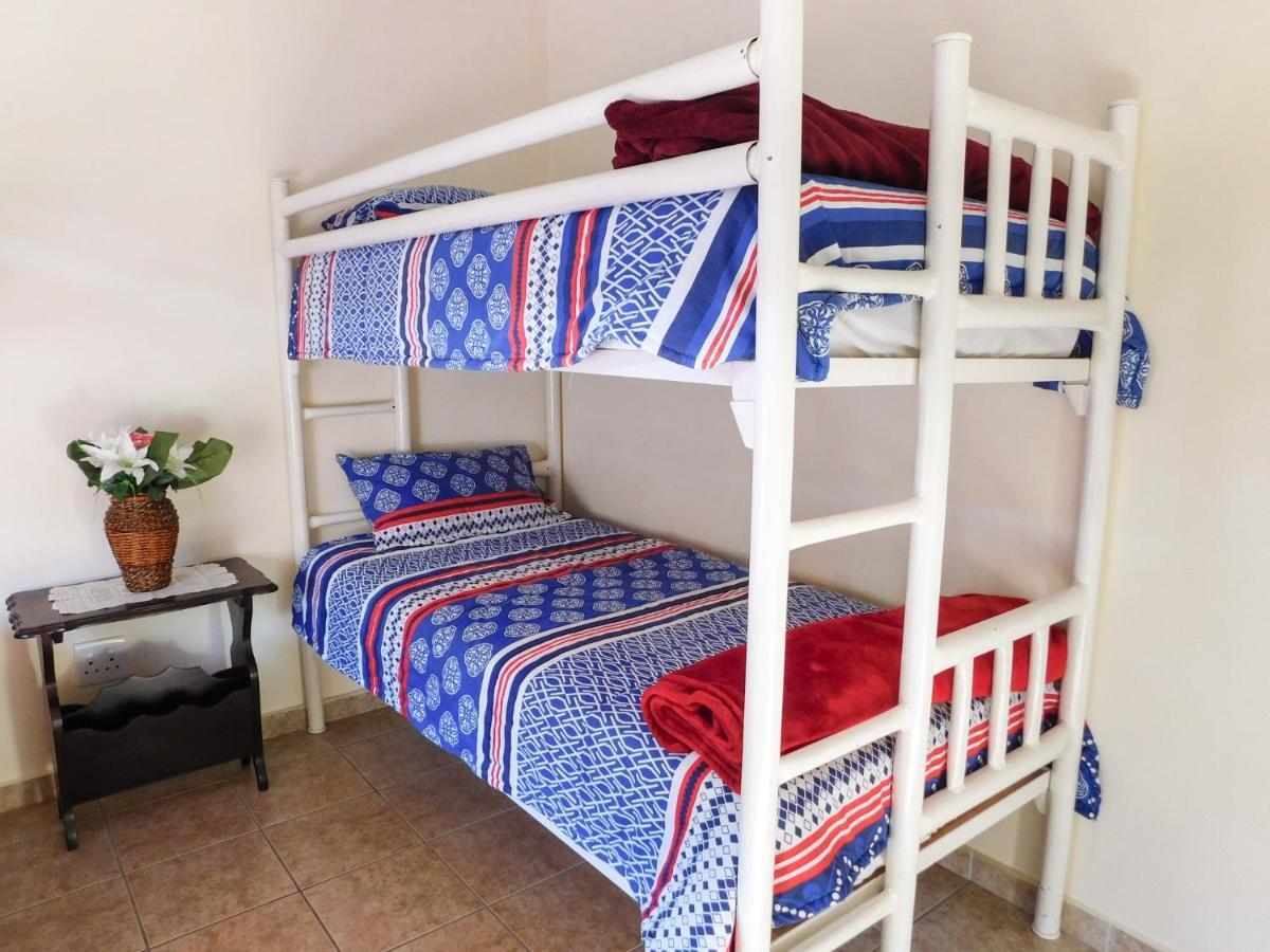 Mama Mia Cottages Oslo Beach ميناء شيبستون المظهر الخارجي الصورة