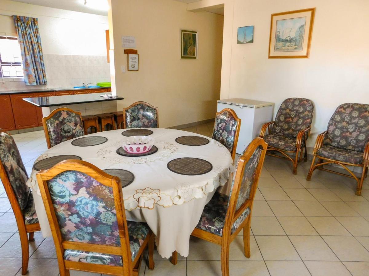 Mama Mia Cottages Oslo Beach ميناء شيبستون المظهر الخارجي الصورة