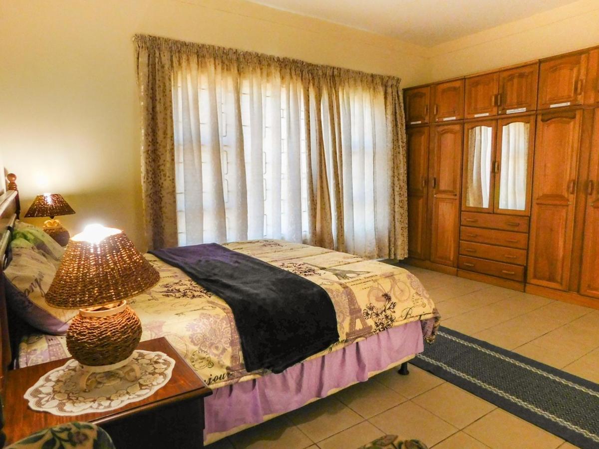 Mama Mia Cottages Oslo Beach ميناء شيبستون المظهر الخارجي الصورة