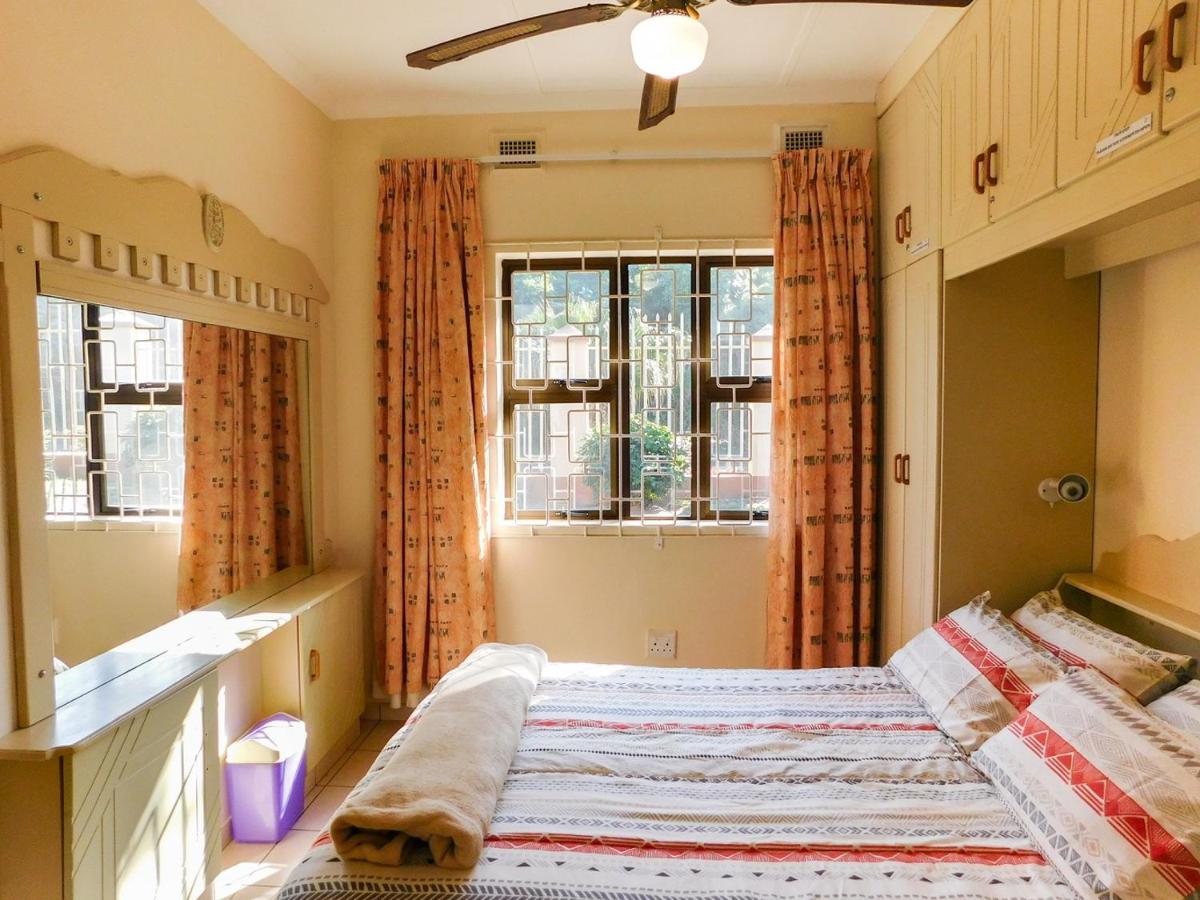 Mama Mia Cottages Oslo Beach ميناء شيبستون المظهر الخارجي الصورة