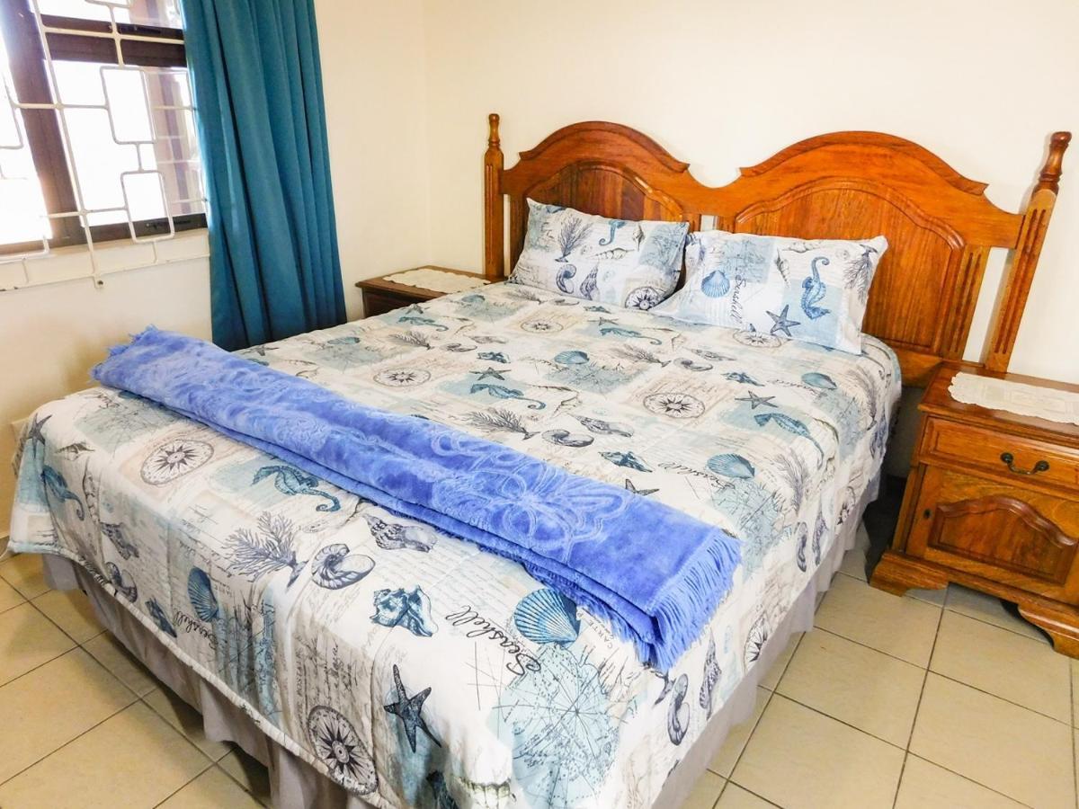 Mama Mia Cottages Oslo Beach ميناء شيبستون المظهر الخارجي الصورة