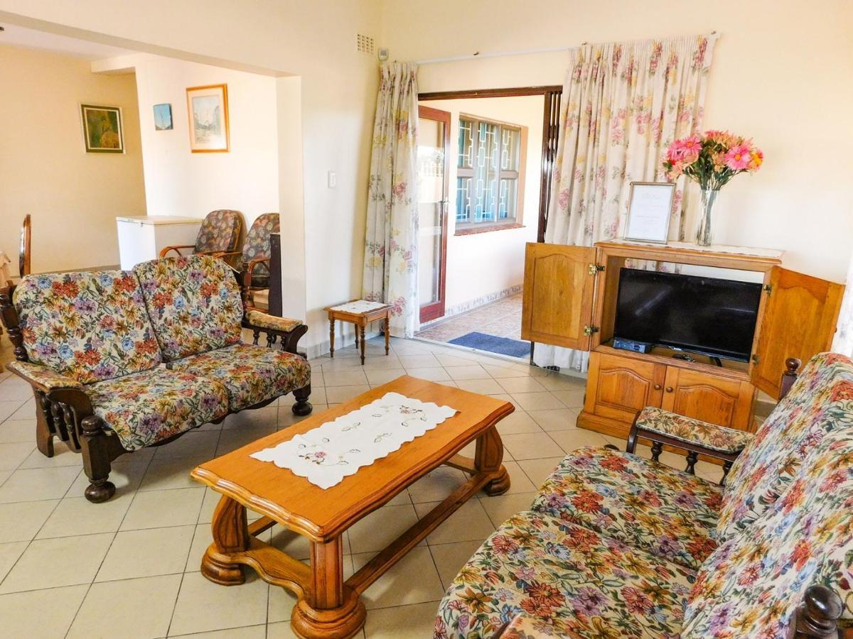 Mama Mia Cottages Oslo Beach ميناء شيبستون المظهر الخارجي الصورة